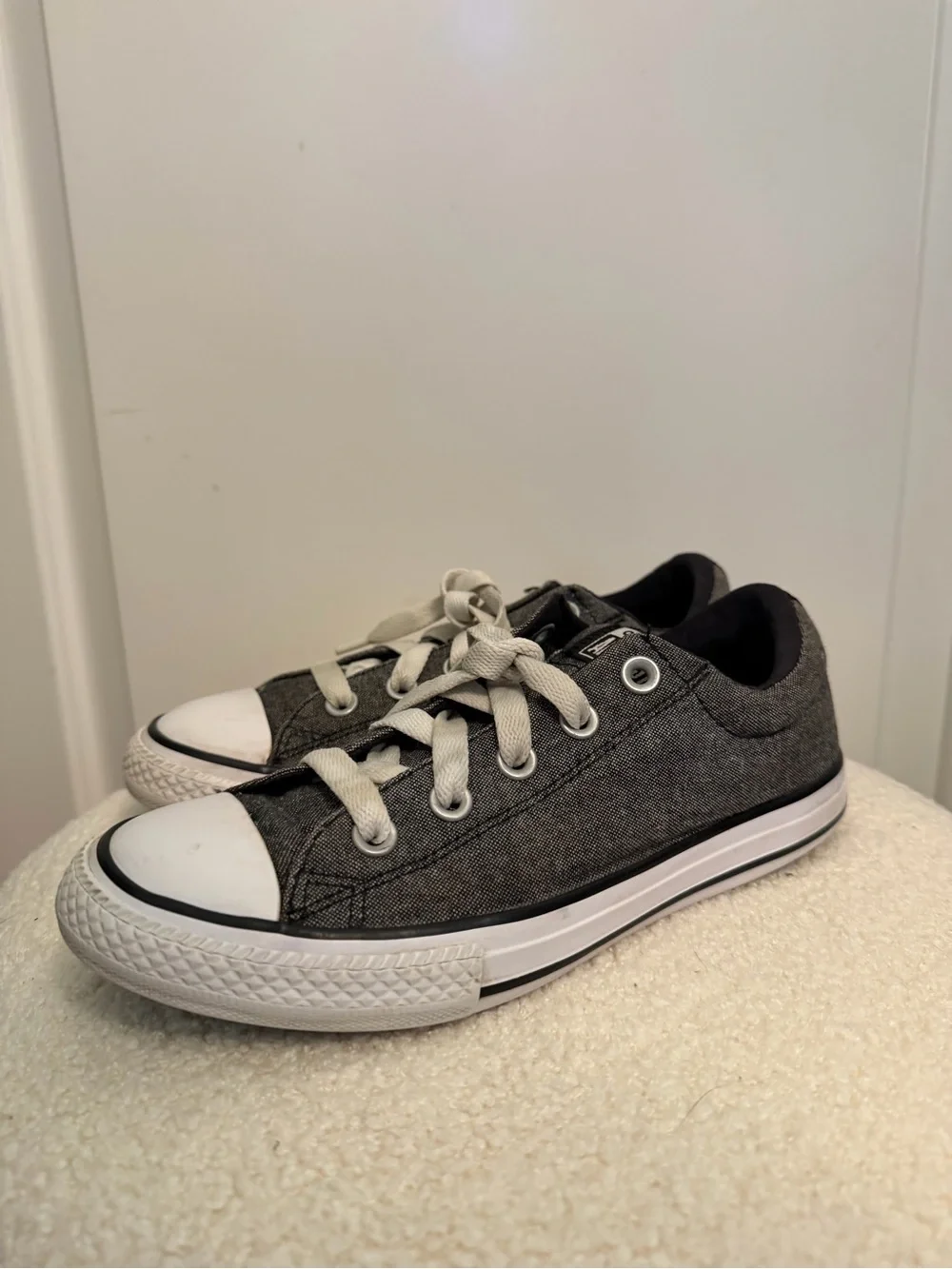 Converse Kids Low Top Sneakers in Charcoal Gray and White